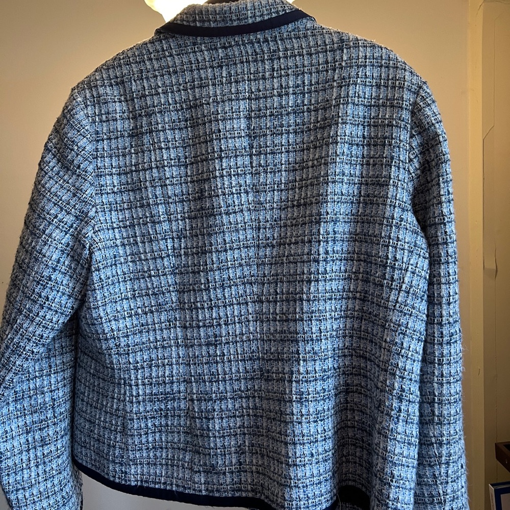 Talbots blazer petite size 16. under arm to cuff 17”, pit to pit 21”,